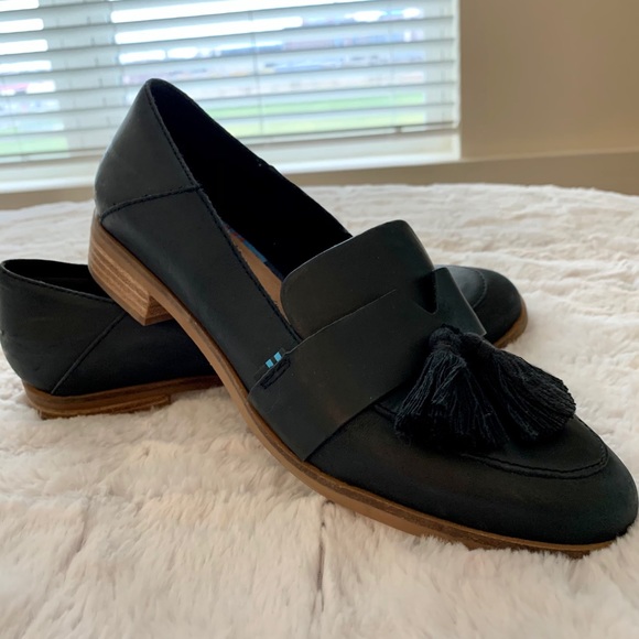 Toms Shoes - Black Toms Loafers Size 8